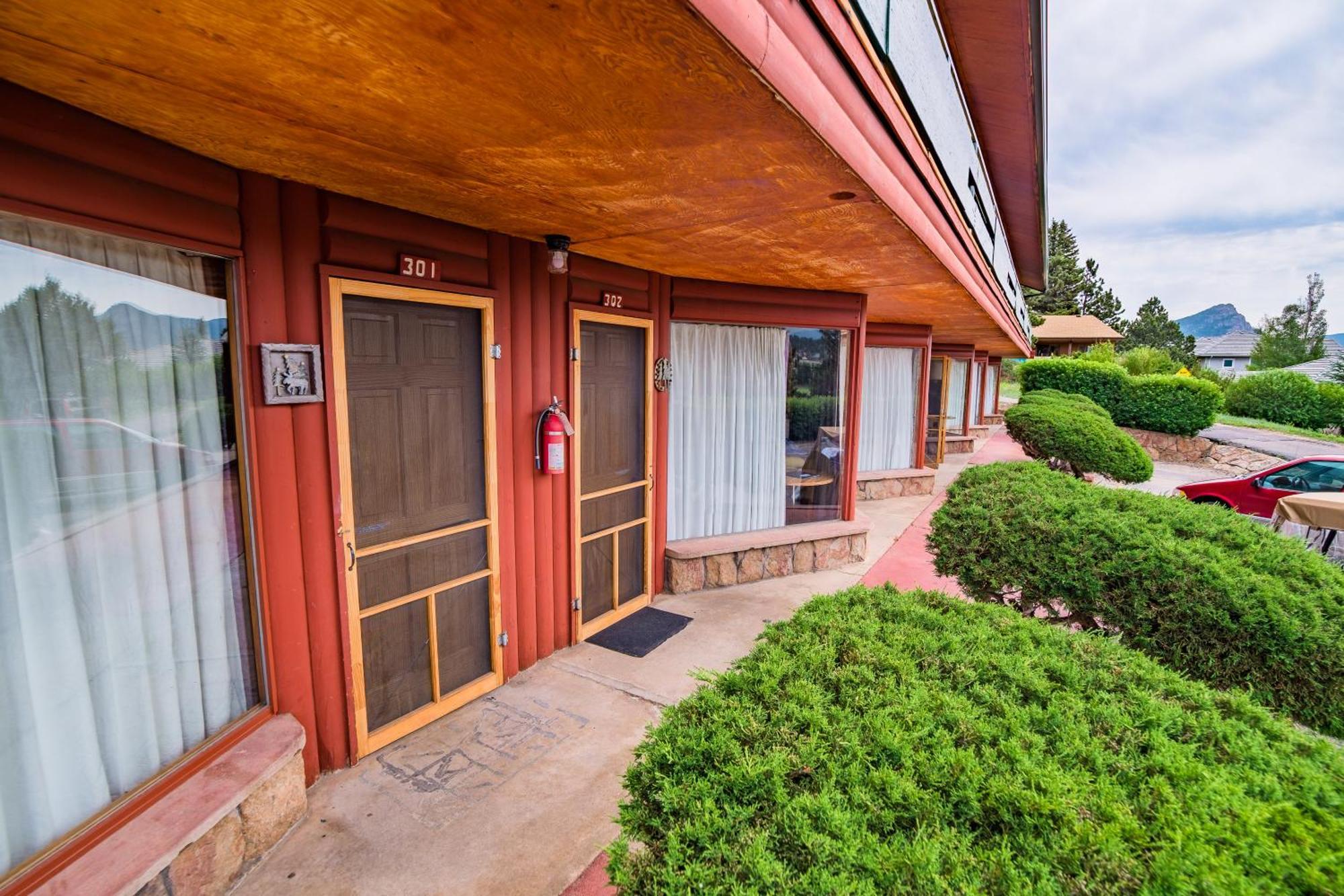 Discovery Lodge เอสเทสพาร์ค ภายนอก รูปภาพ